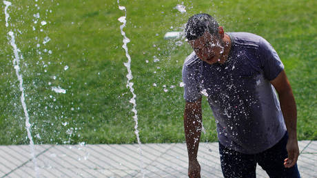 © REUTERS/Brian Snyder