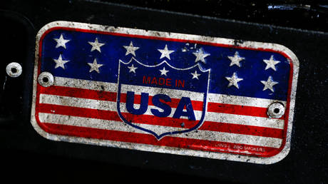 FILE PHOTO: A Made in USA label © Reuters / Thomas Peter