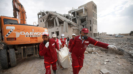 © Reuters / Mohamed al-Sayaghi