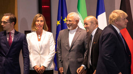 the foreign ministers of France, Germany, UK, and Iran meet with EU High Representative Mogherini © Reuters / Pool