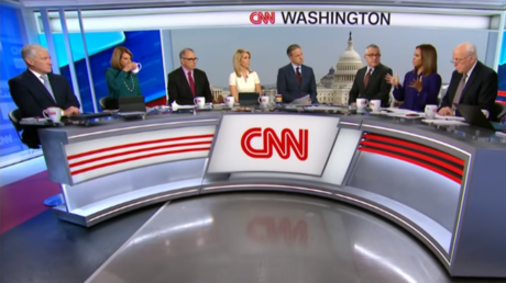 A CNN panel discusses the impeachment hearings © YouTube / CNN