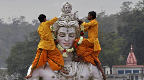 File photo: Idol of Lord Shiva at Parmarth Niketam Ashram at Reshikaish. © AFP / TAUSEEF MUSTAFA