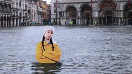 © Twitter/ @spinozait