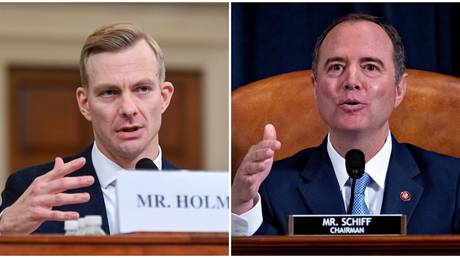 (L) © Reuters / Erin Scott, (R) © Reuters / Andrew Harrer