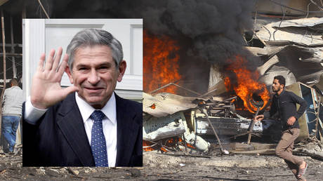 © Reuters / Aboud Hamam (inset: Reuters / Yuri Gripas)