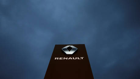 FILE PHOTO: The logo of Renault © Reuters / Vincent Kessler
