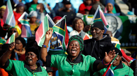 © Reuters / Siphiwe Sibeko