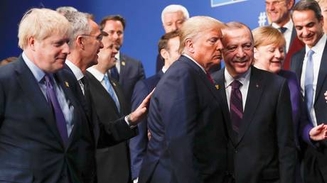 © Reuters / Peter Nicholls / Pool