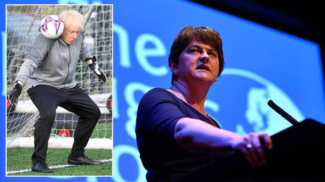 Composite image. Arlene Foster (file photo) © AFP / Ben STANSALL; Boris Johnson (file photo) © AFP / POOL / TOBY MELVILLE