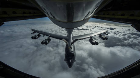 A nuclear-capable B-52 Stratofortress bomber refueling in-flight (FILE PHOTO)