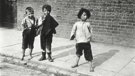 Street urchins in 19th century London. © Stapleton Historical Collection