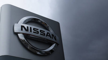 FILE PHOTO: Logo of the Nissan Motor Co. in Tokyo © Global Look Press / Hitoshi Yamada