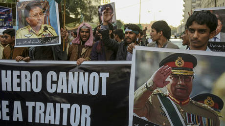 Youth protest in support of Pervez Musharraf in Karachi on December 30, 2019.