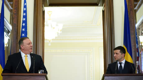 US Secretary of State Mike Pompeo and Ukraine's President Volodymyr Zelensky in Kiev, Ukraine January 31, 2020.