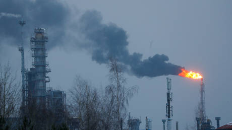 Mozyr oil refinery in Belarus, January 4, 2020 © Reuters / Vasily Fedosenko