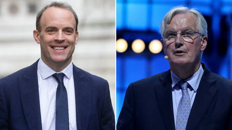 Dominic Raab (left) says Michel Barnier (right) is wrong about the need for border checks. © Global Look Press