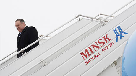 US Secretary of State Mike Pompeo arrives in Minsk, Belarus © REUTERS/Kevin Lamarque/Pool