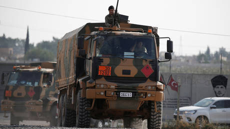 FILE PHOTO. Turkish soldiers in trucks return from Syria. ©REUTERS / Huseyin Aldemir