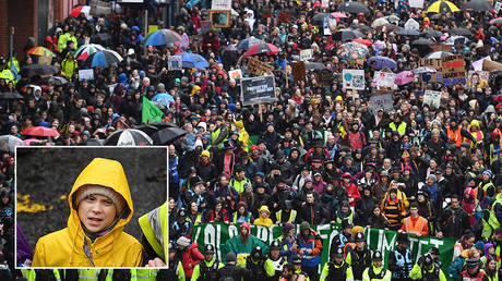 Swedish environmentalist Greta Thunberg at Bristol Youth Strike 4 Climate (BYS4C) march, February 28, 2020 in Bristol, England © Getty Images / Leon Neal