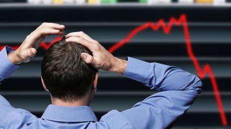 FILE PHOTO: A screen showing a stock market crash © Global Look Press / Simon Belcher