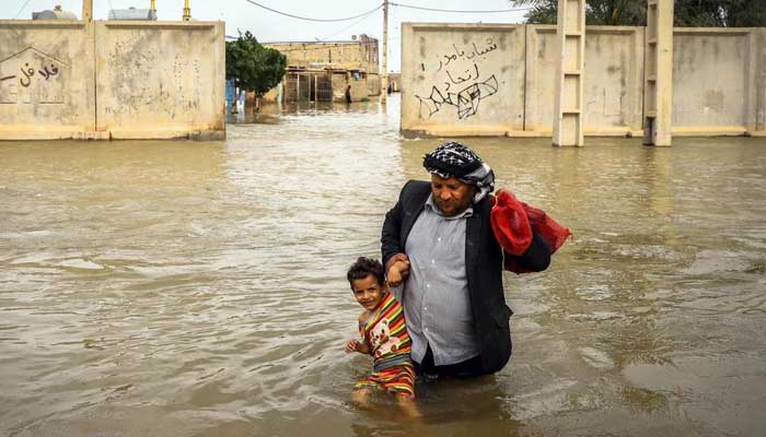 ایران میں سیلاب سےبڑے پیمانے پر تباہی