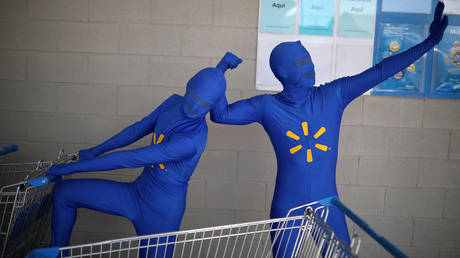 Walmart trolls Amazon over not paying taxes after Bezos challenges rivals to hike minimum wage