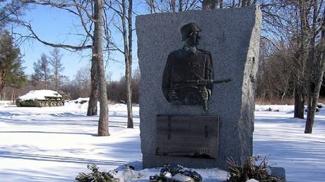 نازی سپاہی کی یادگارایسٹونیا لانا ہٹلر کے خلاف لڑنے والوں کی توہین ہے-روس