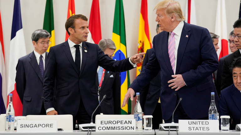 میکرون کی ایران اور عالمی طاقتوں کے درمیان تناؤ کم کرنے کی کوششیں