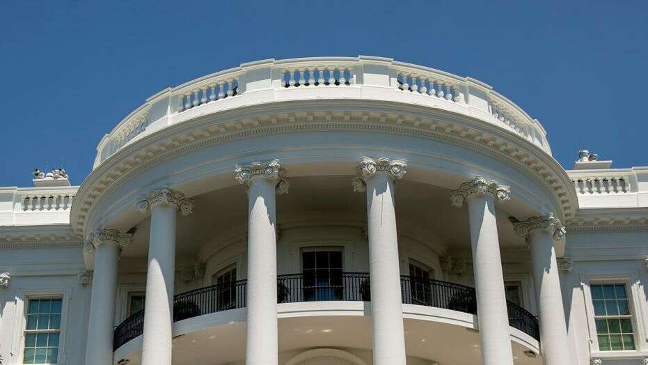 گھر جاتے ہوئے اپنانیوکلیر اسلحہ بھی اپنے ساتھ لیتے جانا!’ جرمنی کے اعلیٰ رکن پارلیمنٹ کا امریکی فوجیوں کے انخلا  پر طنز ۔