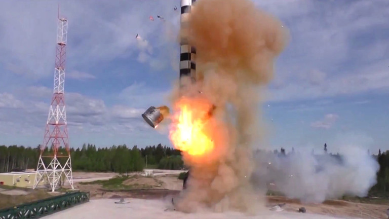 ہمارے جوہری ہتھیار امریکہ کے ساتھ برابری پر بات کرنے میں ہماری مدد کرتے ہیں۔سربراہ روسی سلامتی کونسل