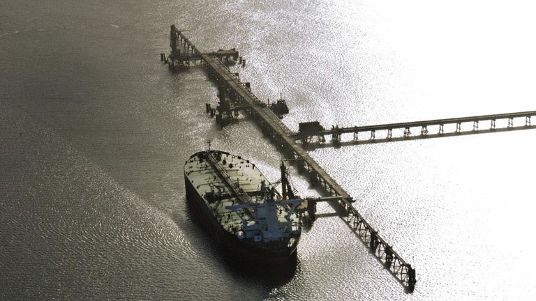 بین الاقوامی منڈی میں لائٹ آئل کا سیلاب آنے کو ہے