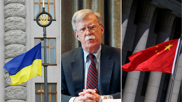 بولٹن نے یوکرائن کے دورے پر موٹر سیچ ڈیل کو روکنے  کی جدوجہد کے دوران چین کے ساتھ ٹرف جنگ لڑی