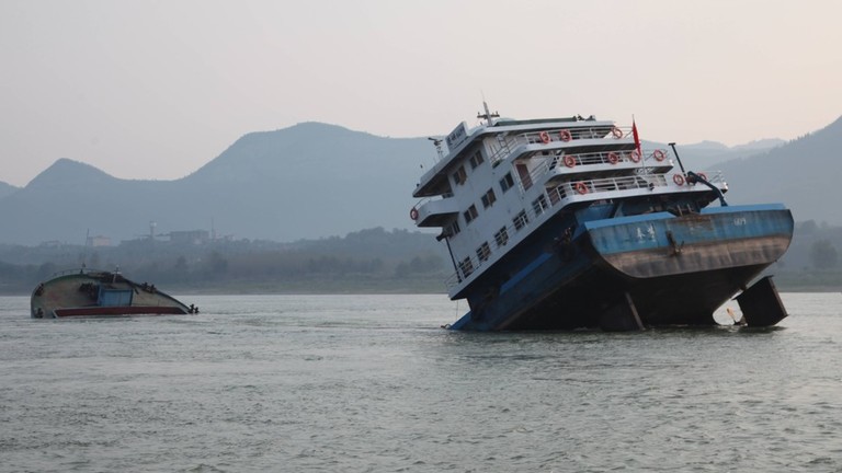 امریکی ڈالر کا جہاز ڈوب رہا ہے؟ برطانیہ کے اعلیٰ بینکرکی جانب سے نئی ‘مصنوعی کرنسی’ کے لئے زور