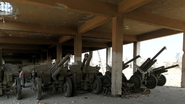 شام میں روس کے ایئر بیس پر دہشت گردوں کا توپ سے حملہ، شہریوں کو زدوکوب