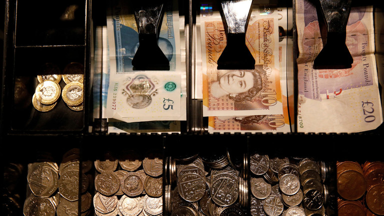 انتخابات کے خوف کے دوران برطانوی پاؤنڈ امریکی ڈالر کے مقابل 34 سال کی کم ترین سطح پر آگیا