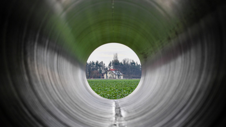 روس کا یورپ کو گیس کی فراہمی  میں اضافہ جبکہ یوکرین کے ساتھ ٹرانزٹ ڈیل ابھی طے نہ پا سکی۔