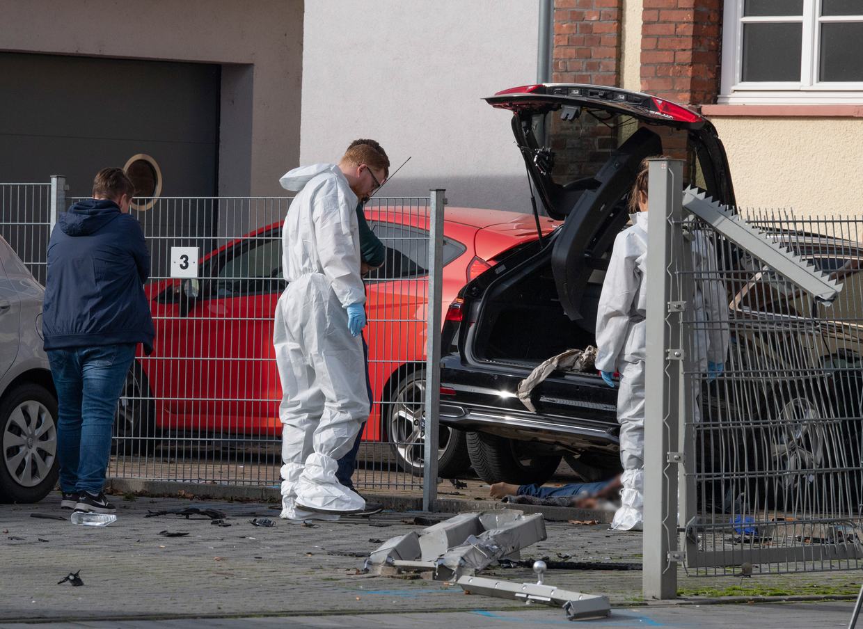 Shocking murder in Germany: Woman run over & then HACKED to death in broad daylight by her HUSBAND