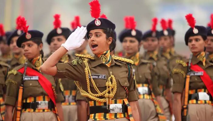 خواتین کو صرف جنسی تسکین کےلئے بھرتی کیا جاتا ہے’: بھارتی فورس کی خاتون افسر مستعفی