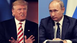 ٹرمپ، پوتن: ایک کی مخالفت، دوسرے کی خوشامد پر دو صحافیوں کی نوکریاں ختم