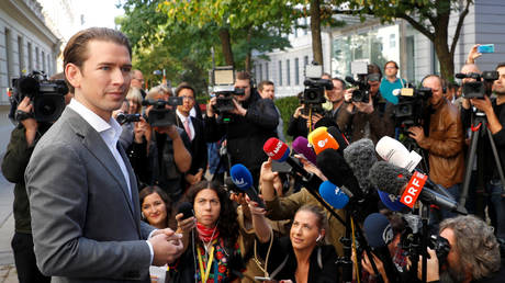 Kurz set to return to power in historic coalition deal bringing Greens into Austrian government