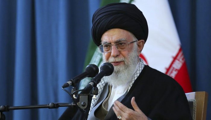 سلیمانی کے قتل کا بدلہ لے کر امریکہ کے منہ پر تھپڑ ماردیا ہے: آیت اللہ خامنہ ای