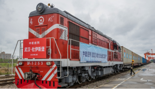 Chinese Resume Rail Traffic With Europe, Trainload of Medical Supplies Now Heading to Germany