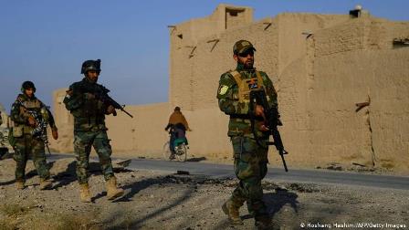 افغانستان: غزنی اور زابل میں دو خود کش حملے، 30 فوجی ہلاک 24 زخمی