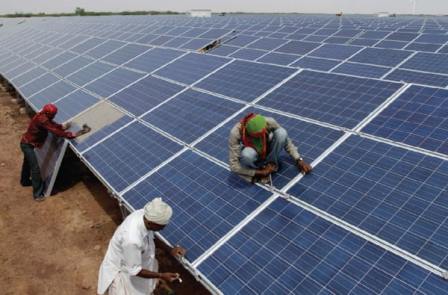 ہندوستان قابل تجدید توانائی کی کمپنیوں کی توجہ کا مرکز بن گیا