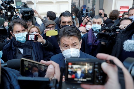 اٹلی میں معاشی و سماجی بدحالی: اتحادی ساتھ چھوڑ گئے، وزیراعظم مستعفی، اعتماد کے ووٹ کے لیے نئے اتحادیوں کی تلاش شروع