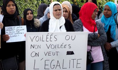 فرانس میں مسلمانوں پر مزید کڑی نظر رکھنے کے لیے جاسوسی کے قانون میں ترمیم کا فیصلہ، سکیورٹی اداروں کو مزید اختیارات اور وسائل دینے کا بھی اعلان