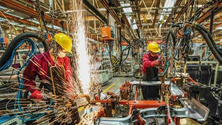 چینی معیشت کورونا کی تباہ کاریوں سے نکلنے لگی: 3 ماہ میں مجموعی ملکی پیداوار 18.3% کی حد کو چھو گئی، صنعتوں نے 1 ماہ میں 711 ارب یوعان کمائے