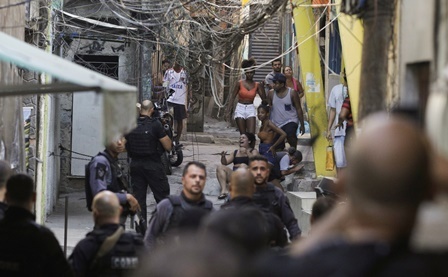 برازیل میں پولیس کے منشیات فروشوں کے خلاف چھاپے جاری: 3 روز میں 1 پولیس افسر سمیت 28 ہلاک