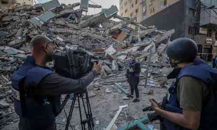 غزہ میں بین الاقوامی نشریاتی اداروں کے زیر استعمال عمارت پر بمباری: اے پی، الجزیرہ سمیت دنیا بھر سے مذمت، تحقیقات کا مطالبہ