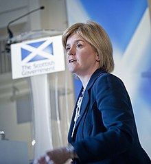 اسکاٹ لینڈ کی وزیراعلیٰ نیکولا اسٹرجن انتخابی فتح کے بعد برطانیہ سے علیحدگی کیلئے جُت گئیں: وزیراعظم جانسن کی جانب سے ملک بچانے کیلئےعدالت عالیہ کا دروازہ کھٹکانے کا امکان